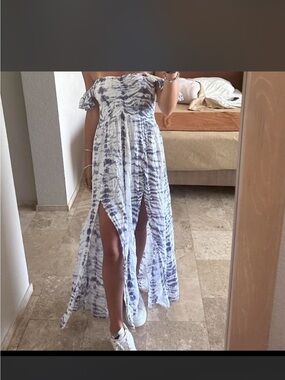 Surf Gypsy Tie-Dye Off-Shoulder Split Maxi Dress